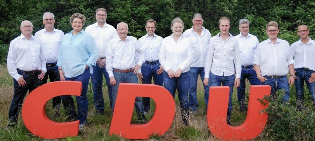 Foto: CDU Sahlenburg / Herbert Kihm (5.v.l.) mit der CDU Sahlenburg im Jahr 2021